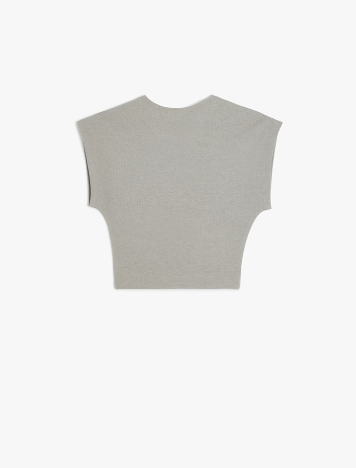  Bisiklet Yaka Kolsuz Modal Karışımlı Slim Fit Crop Kadın Tişört