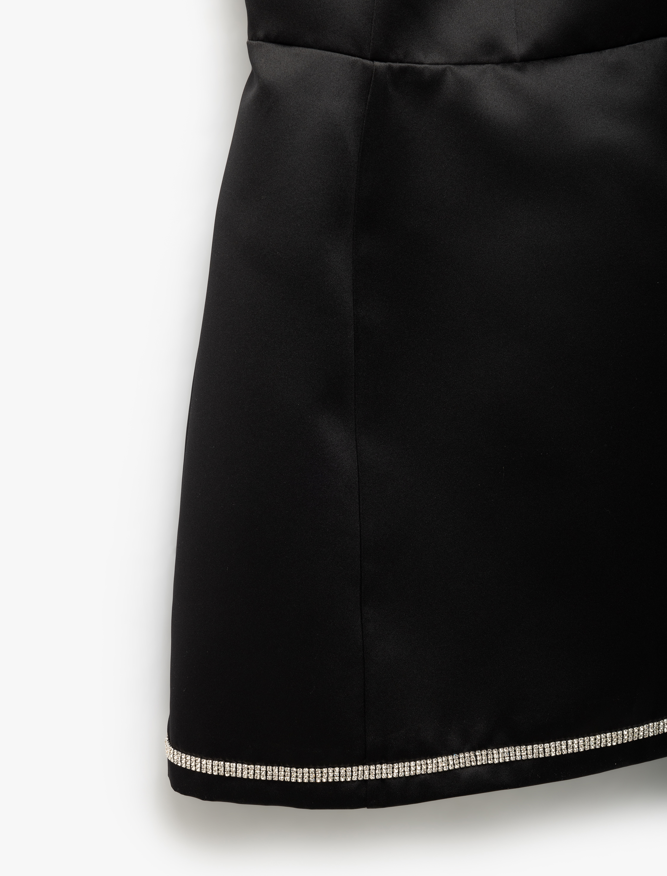   V Yaka Kolsuz Taş Detaylı A Kesim Mini Abiye Elbise