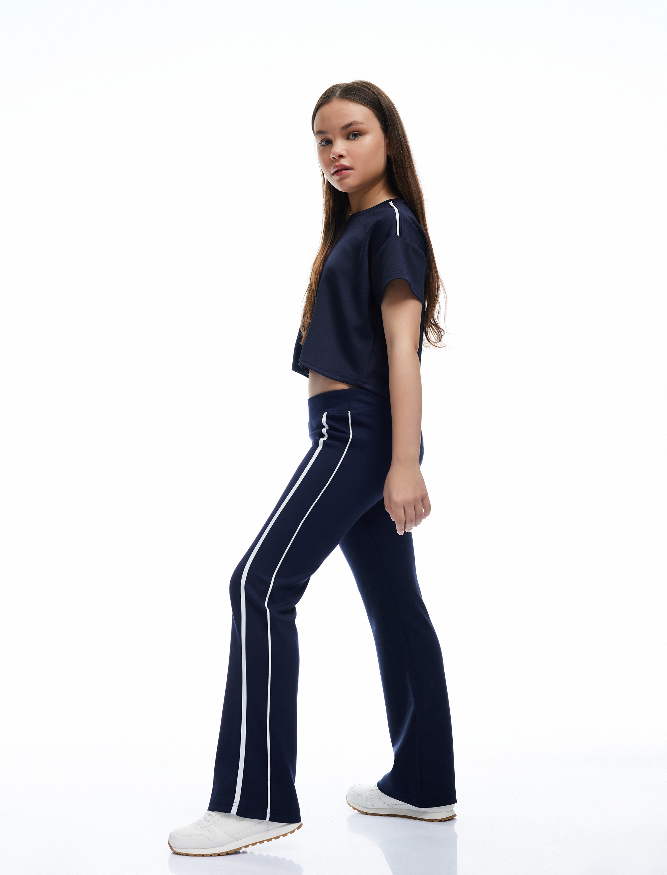  Kız Çocuk Beli Lastikli Viskon Karışımlı İspanyol Paça Pantolon