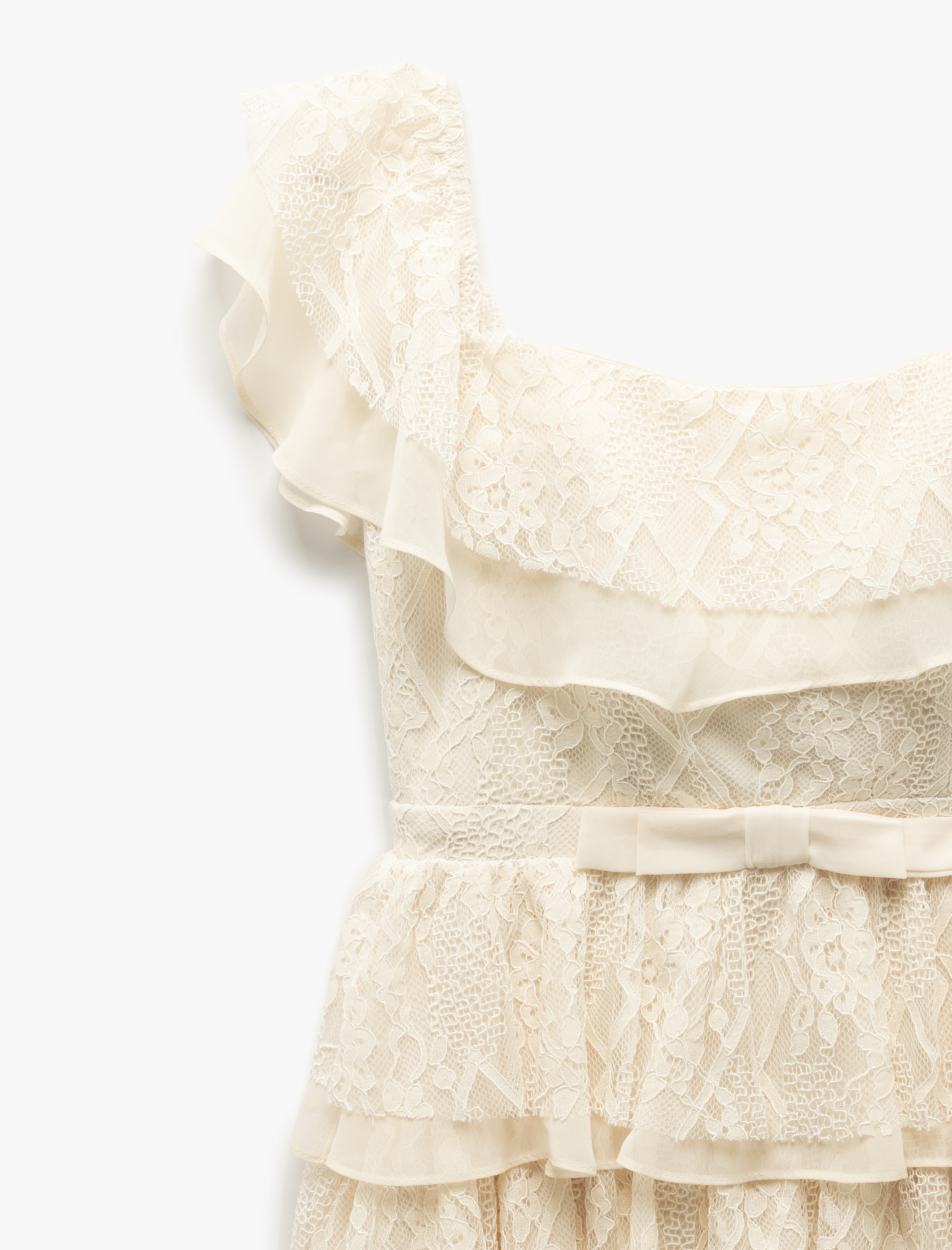   Omzu Açık Madonna Yaka Dantel Detaylı Katlı Fiyonklu Mini Elbise