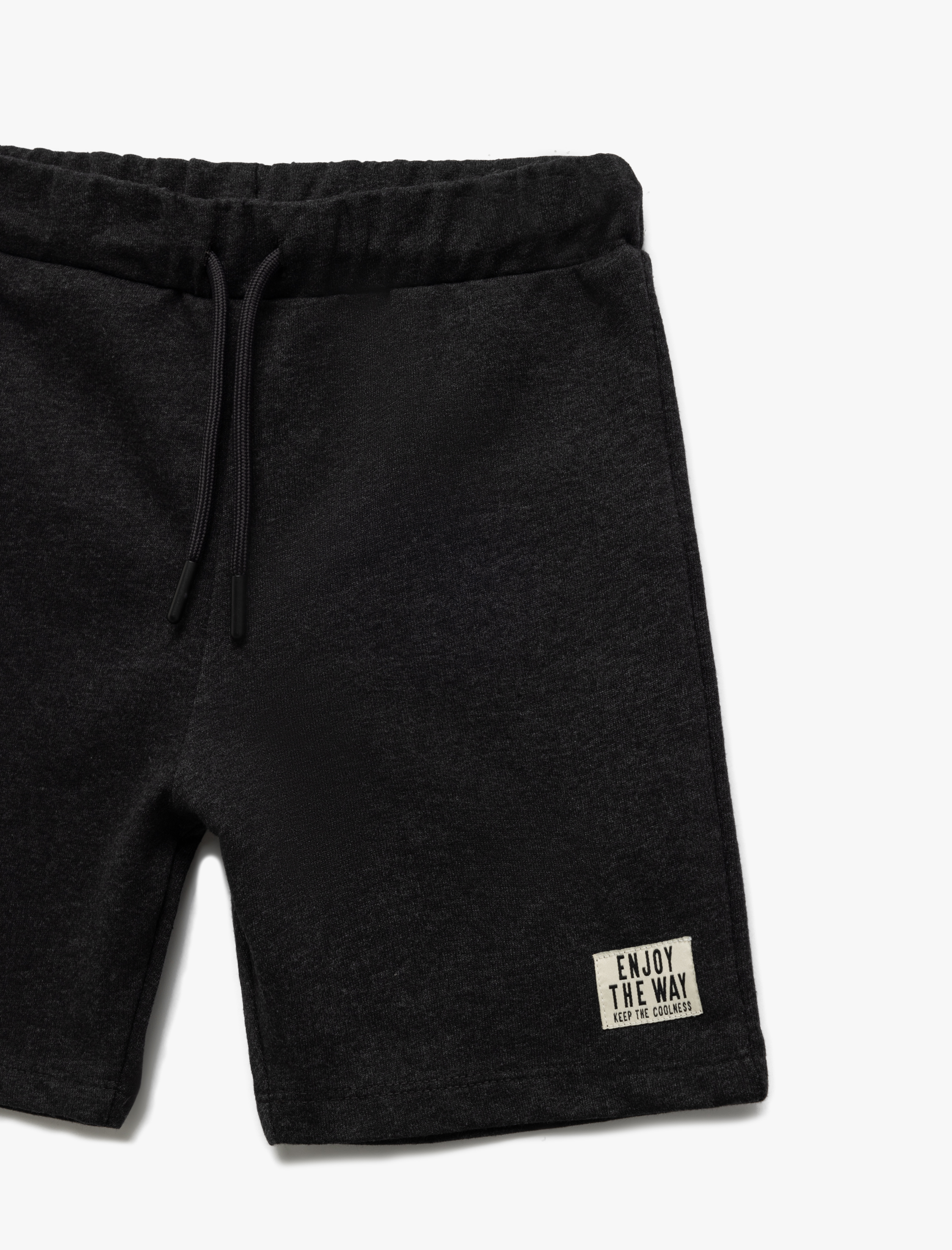  Erkek Çocuk Beli Lastikli Aplike Detaylı Basic Şort