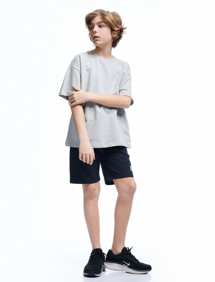 Erkek Çocuk Beli Lastikli Aplike Detaylı Basic Şort