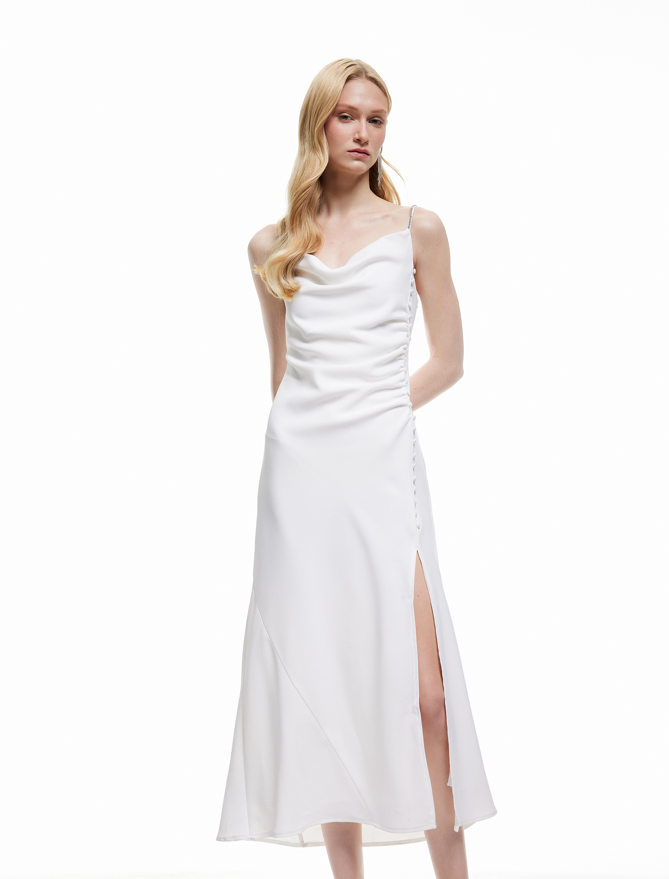   Yırtmaç Detaylı Degaje Yaka Kolsuz Drapeli Uzun Elbise