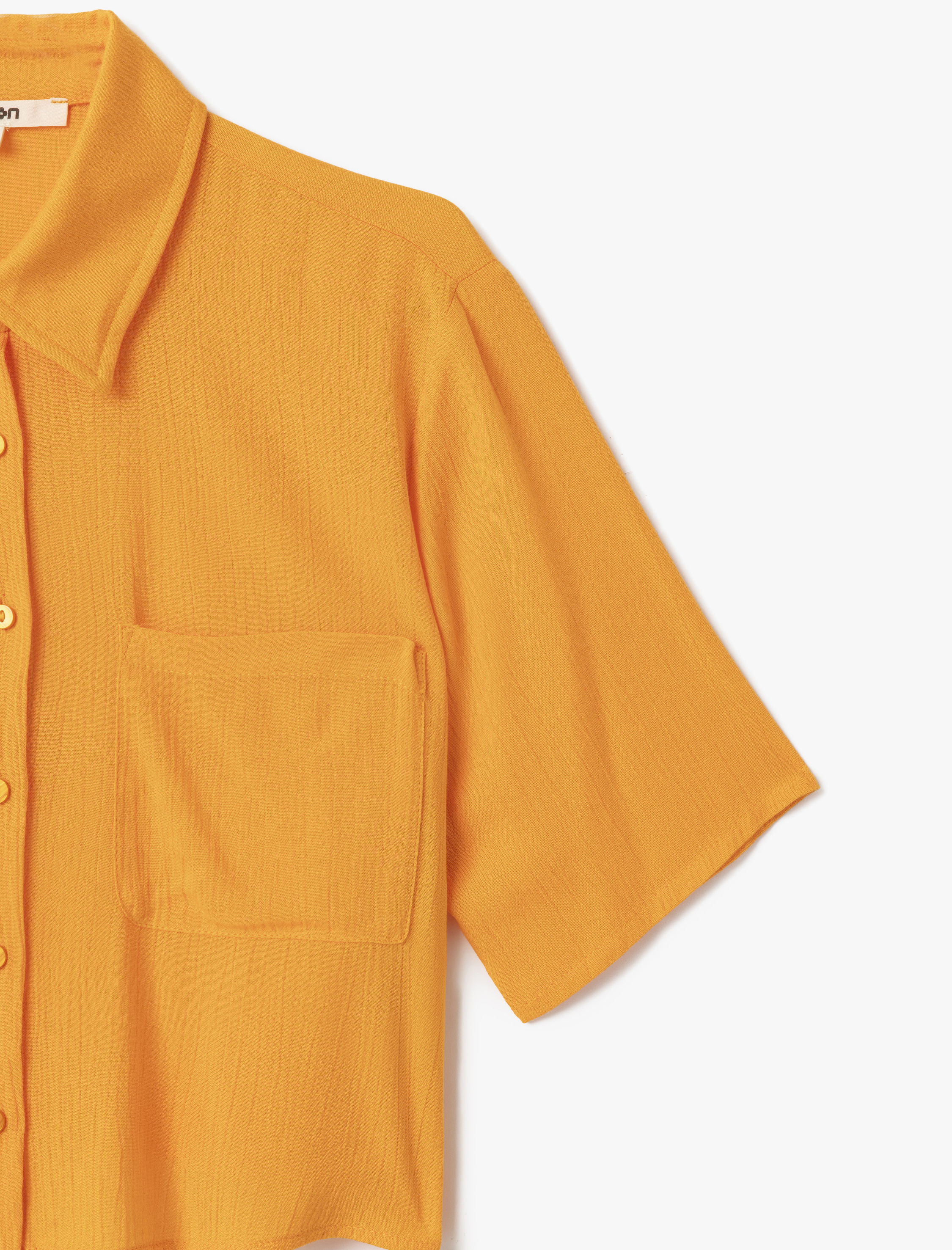 Cep Detaylı Kısa Kollu Viskon Crop Oversize Gömlek