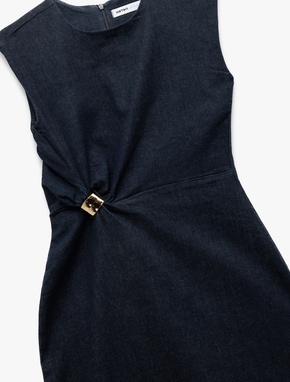 Toka Detaylı Bisiklet Yaka Pamuklu Kolsuz Uzun Denim Elbise_5