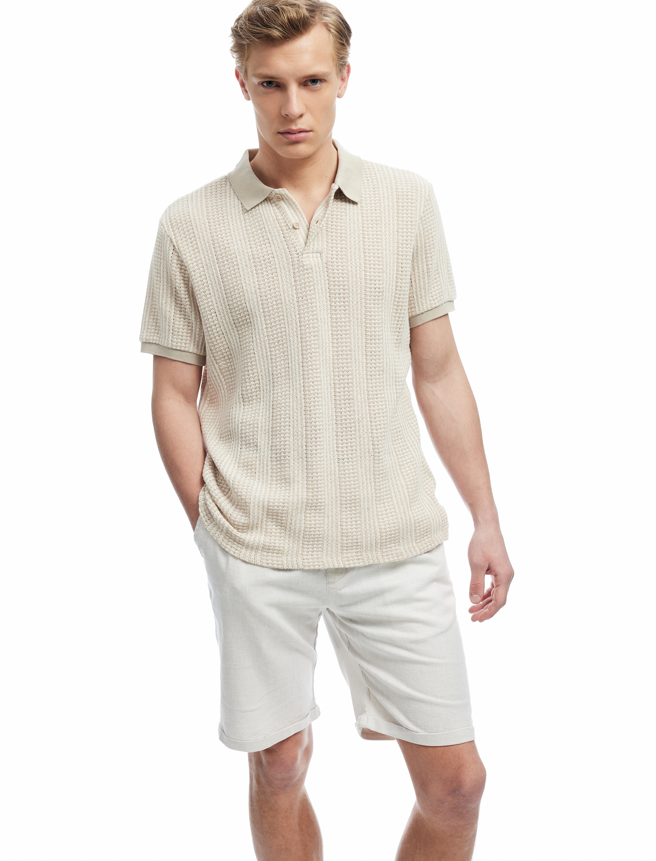   Keten Karışımlı Cep Detaylı Bermuda Çizgili Beli Bağcıklı Şort