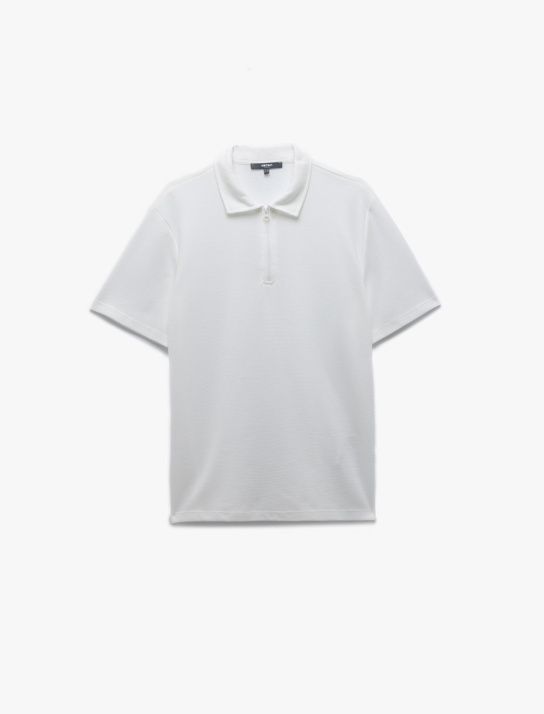   Kısa Kollu Waffle Dokulu Regular Fit Basic Yarım Fermuarlı Polo Yaka Tişört