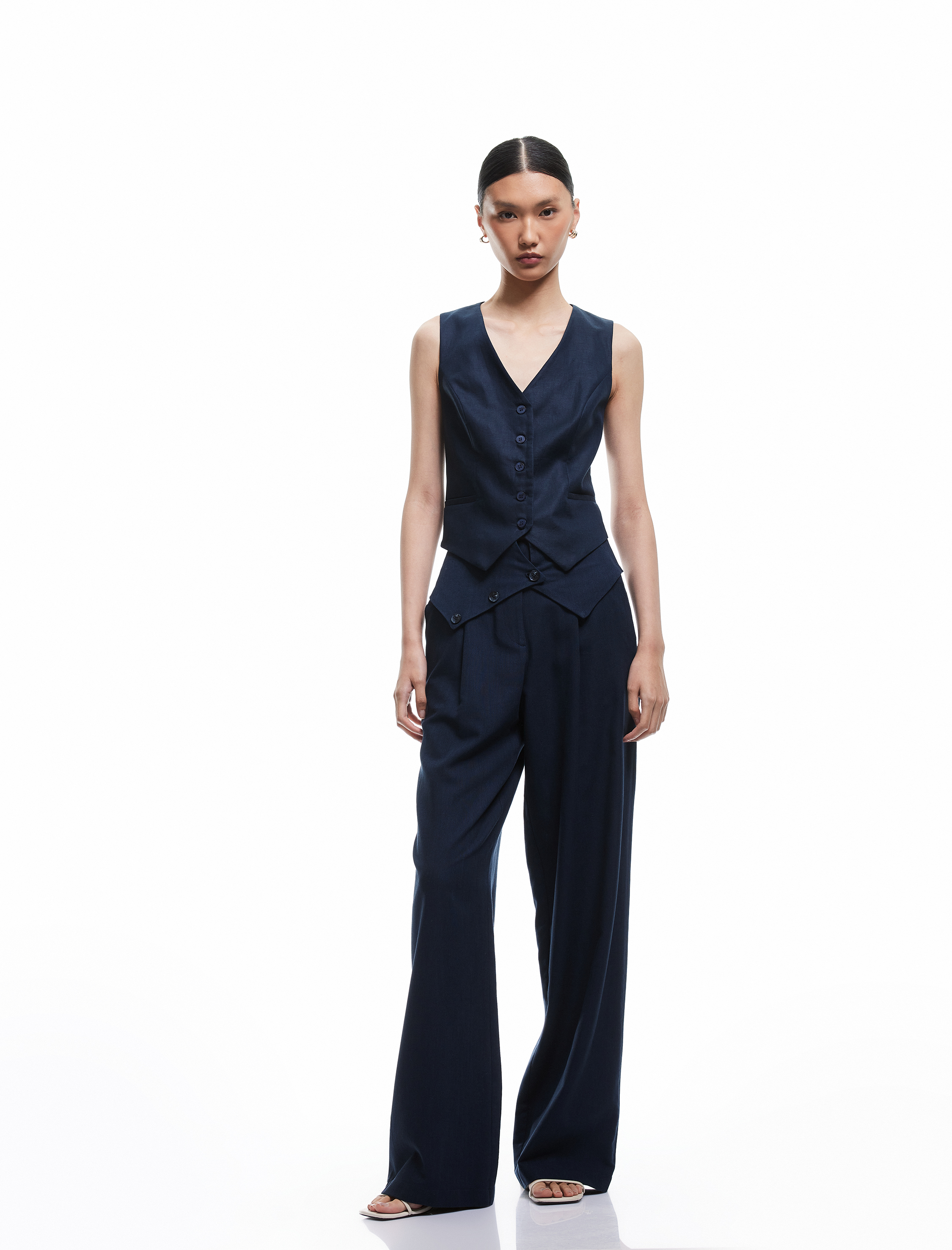   Asimetrik Bel Detaylı Cepli Viskon Kumaş Geniş Paça Pantolon