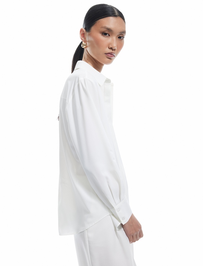  Klasik Yaka Uzun Kollu Saten Gömlek