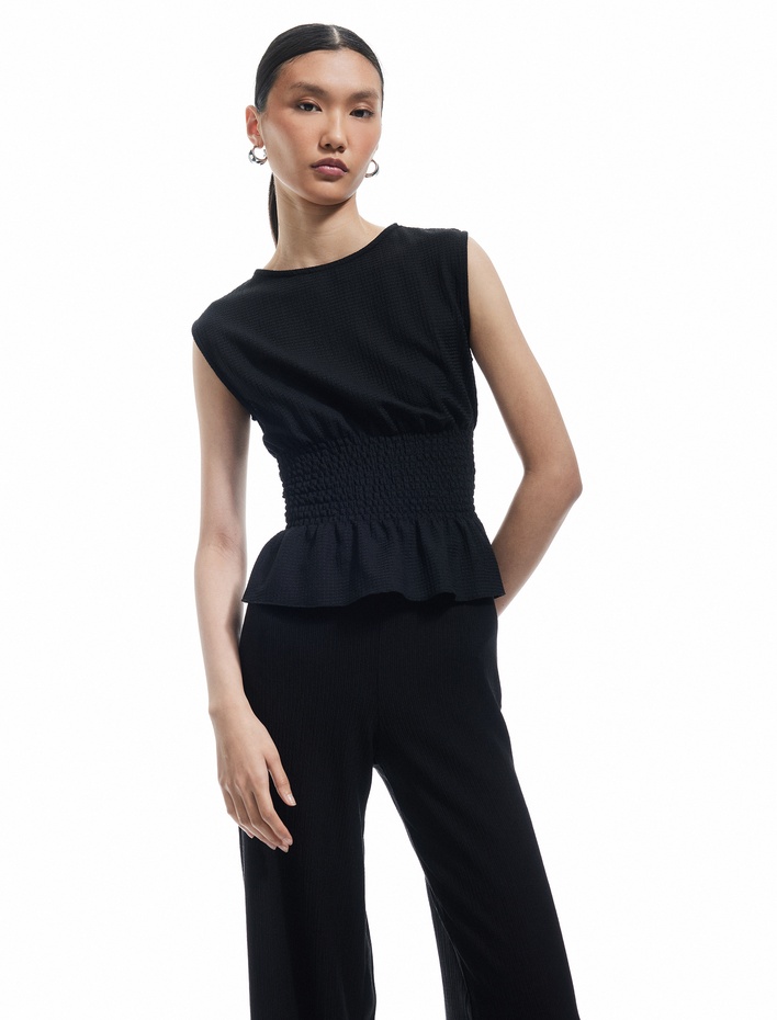  Slim Fit Bürümcük Kumaş Gipeli Kayık Yaka Kolsuz Bluz