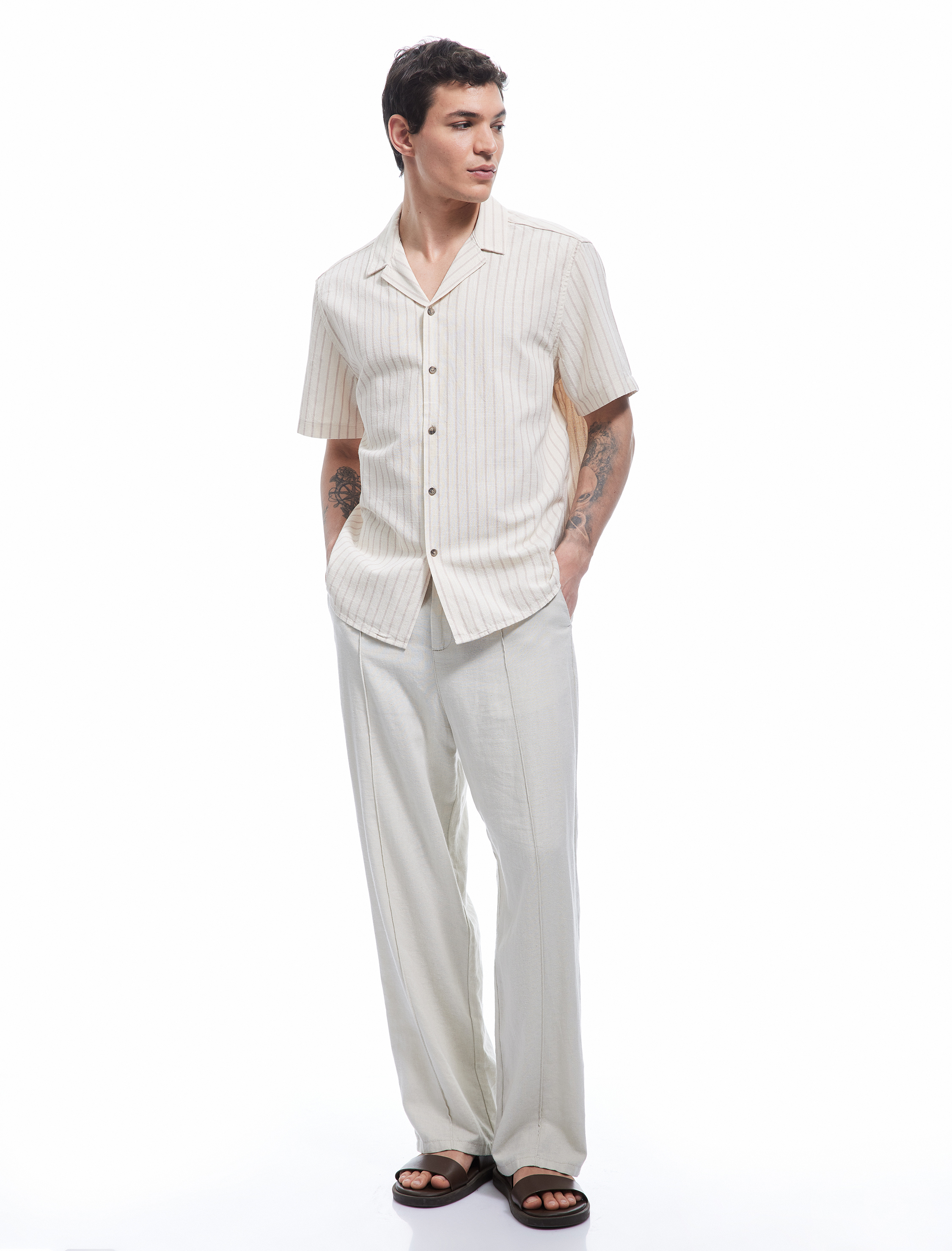 Kısa Kollu Regular Fit Devrik Yaka Pamuklu Çizgili Gömlek