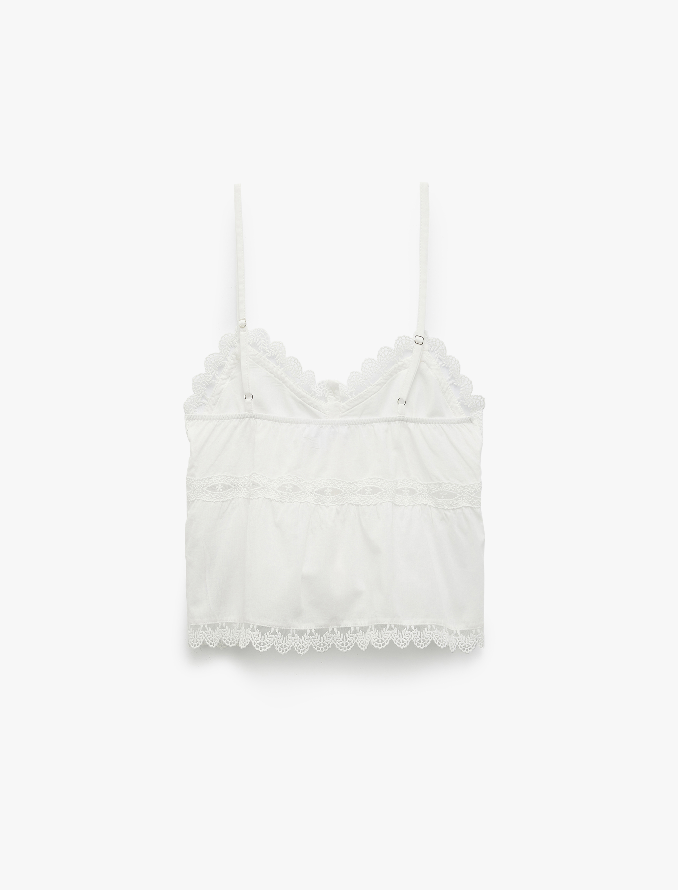   Dantel Detaylı V Yaka Düğmeli Askılı Bluz