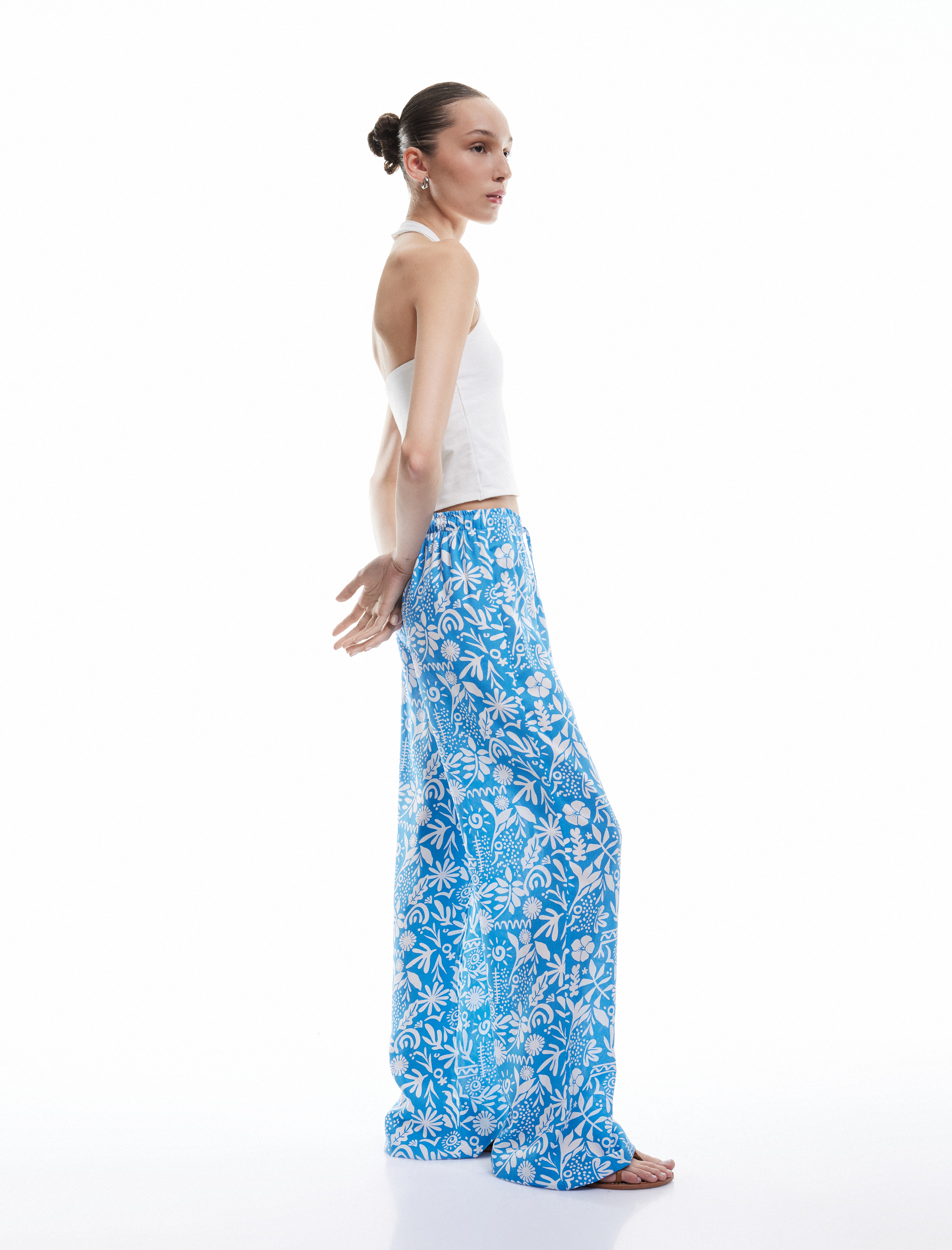   Çiçekli Beli Bağcıklı Viskon Geniş Paça Pantolon