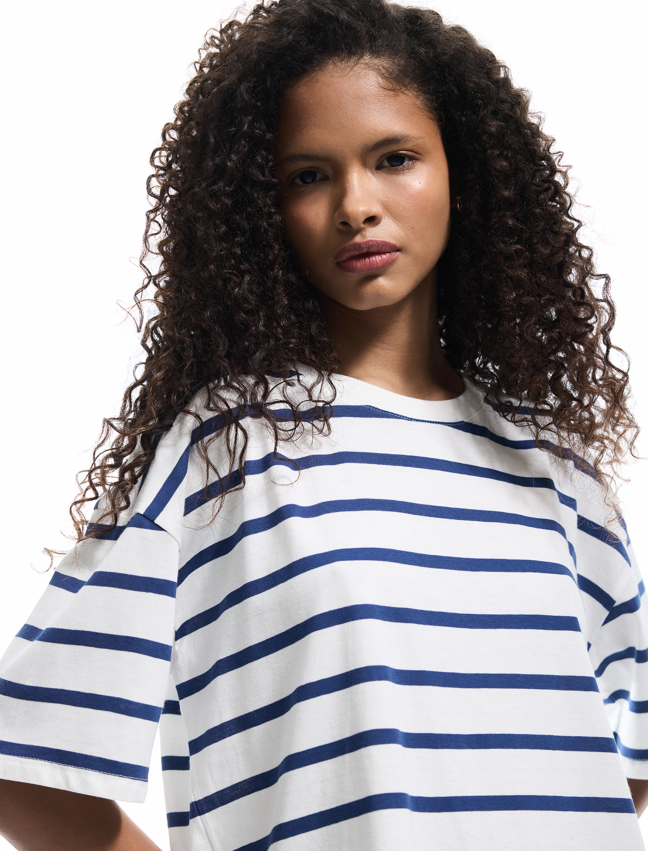 Çizgili Bisiklet Yaka Kısa Kollu Kadın Tişört