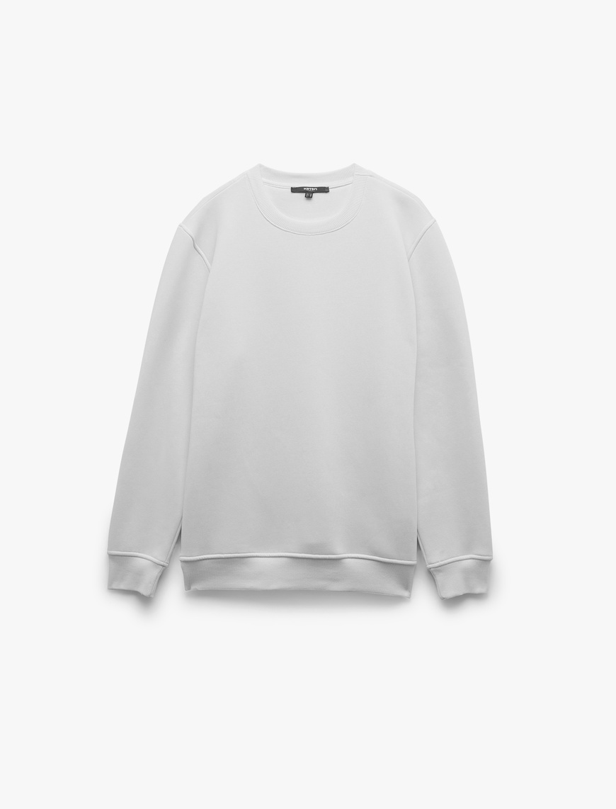   Pamuklu Uzun Kollu Bisiklet Yaka Erkek Basic Sweatshirt