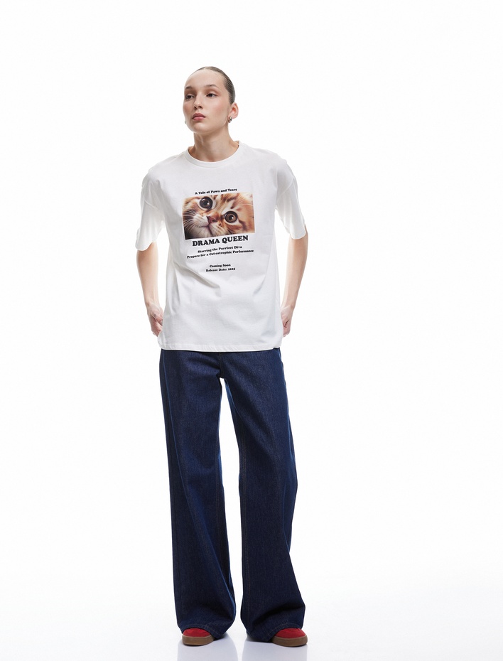  Kısa Kollu Bisiklet Yaka Pamuklu Kedi Baskılı Oversize Tişört