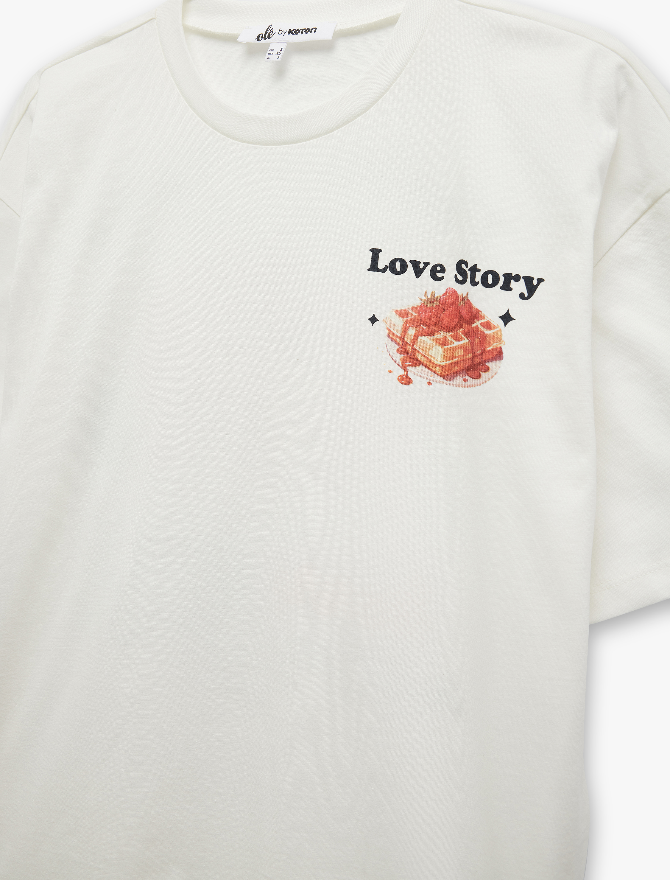   Kısa Kollu Bisiklet Yaka Pamuklu Arkası Çilek Baskılı Oversize Tişört