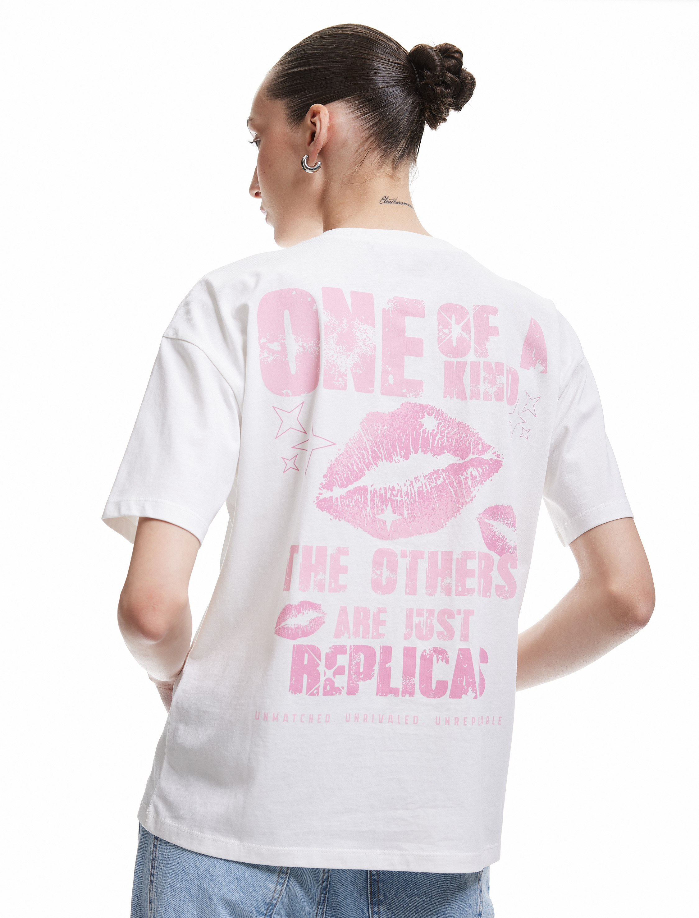   Kısa Kollu Bisiklet Yaka Pamuklu Arkası Baskılı Oversize Tişört