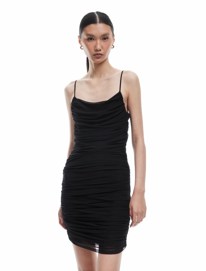  Drapeli  Tül Detaylı İnce Askılı Mini Elbise