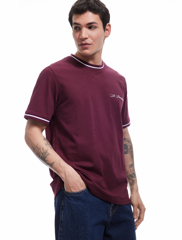  Pamuklu Bisiklet Yaka Regular Fit Kısa Kollu Baskılı Tişört