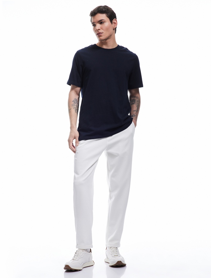  Katlamalı Paça Cep Detaylı Beli Bağcıklı Eşofman Pantolon