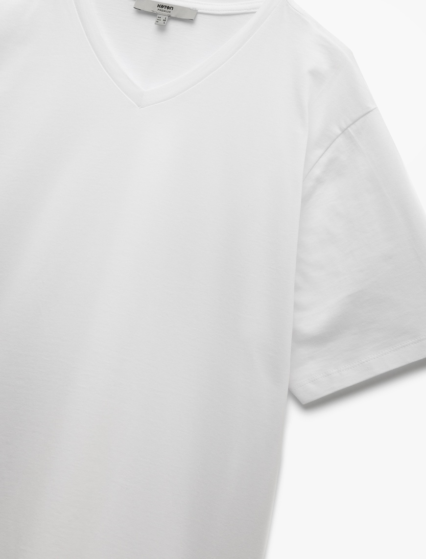   Kısa Kollu V Yaka Pamuklu Basic Erkek Slim Fit Tişört
