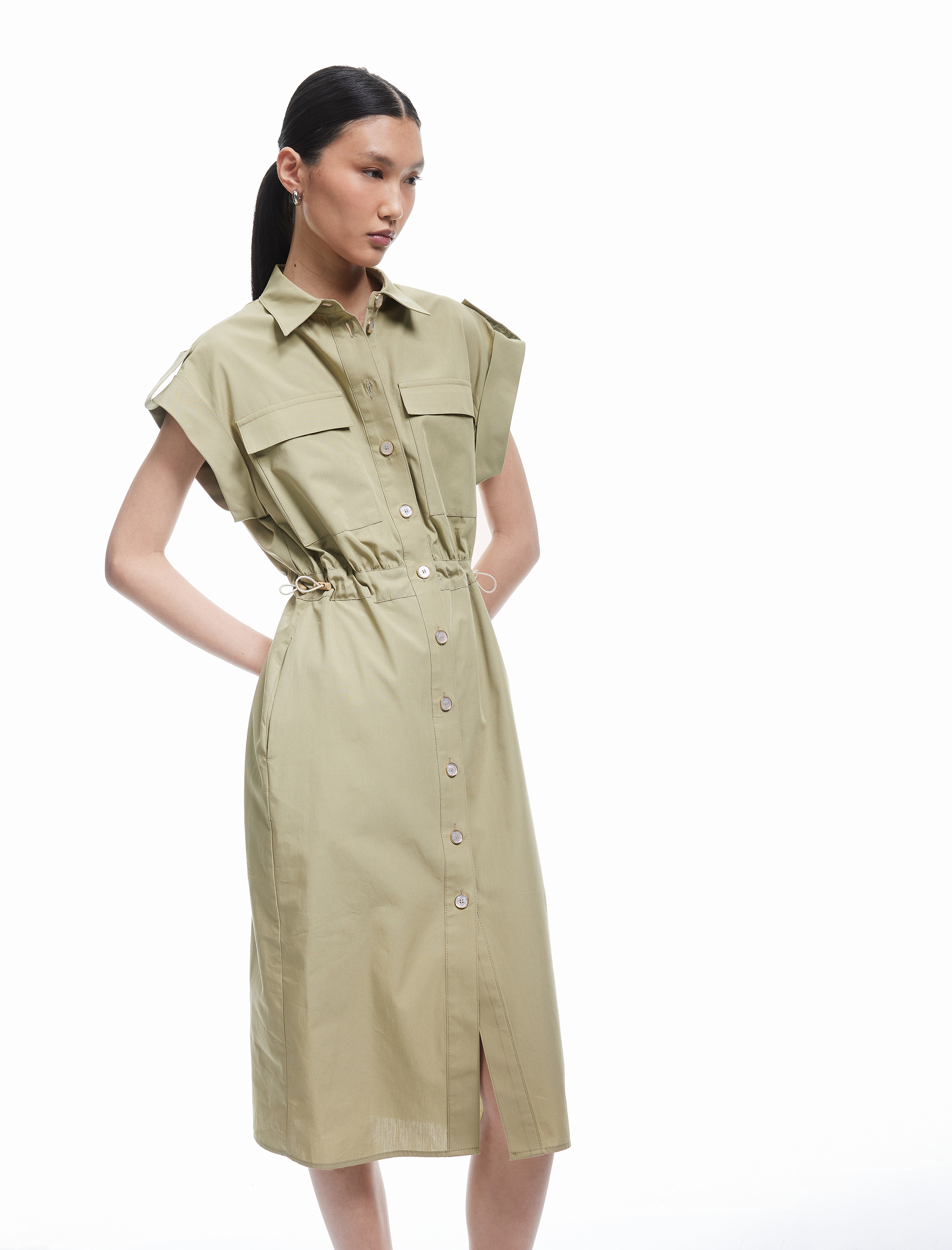   Pamuklu Düğmeli Cepli Apolet Detaylı Midi Boy Gömlek Elbise