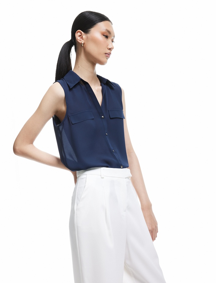  Düğmeli Aplike Detaylı Klasik Yaka Kolsuz Keten Karışımlı Gömlek