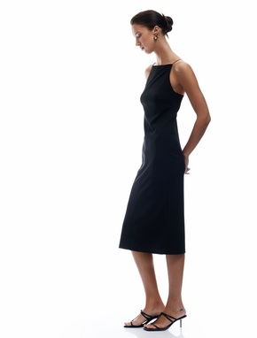 Slim Fit Krep Scuba Kumaş Yırtmaçlı İnce Askılı Halter Yaka Elbise