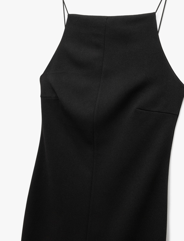 Slim Fit Krep Scuba Kumaş Yırtmaçlı İnce Askılı Halter Yaka Elbise_4