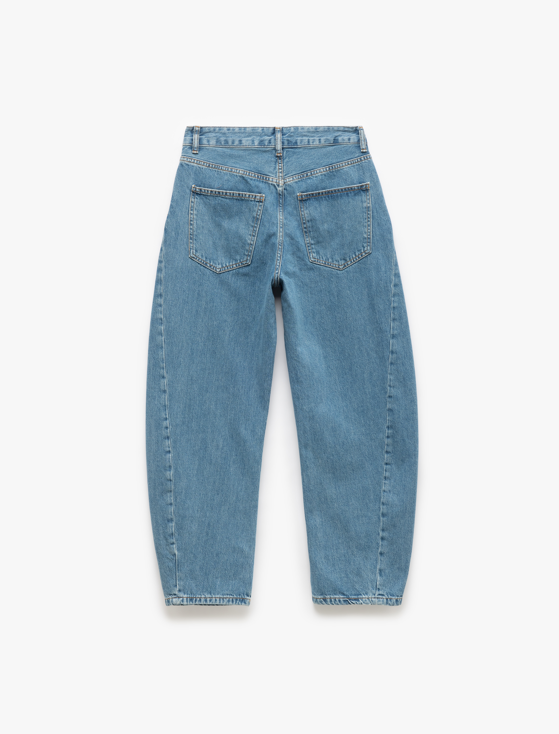   Yüksek Bel Dikiş Detaylı Cepli Düğmeli Barrel Jean Pantolon