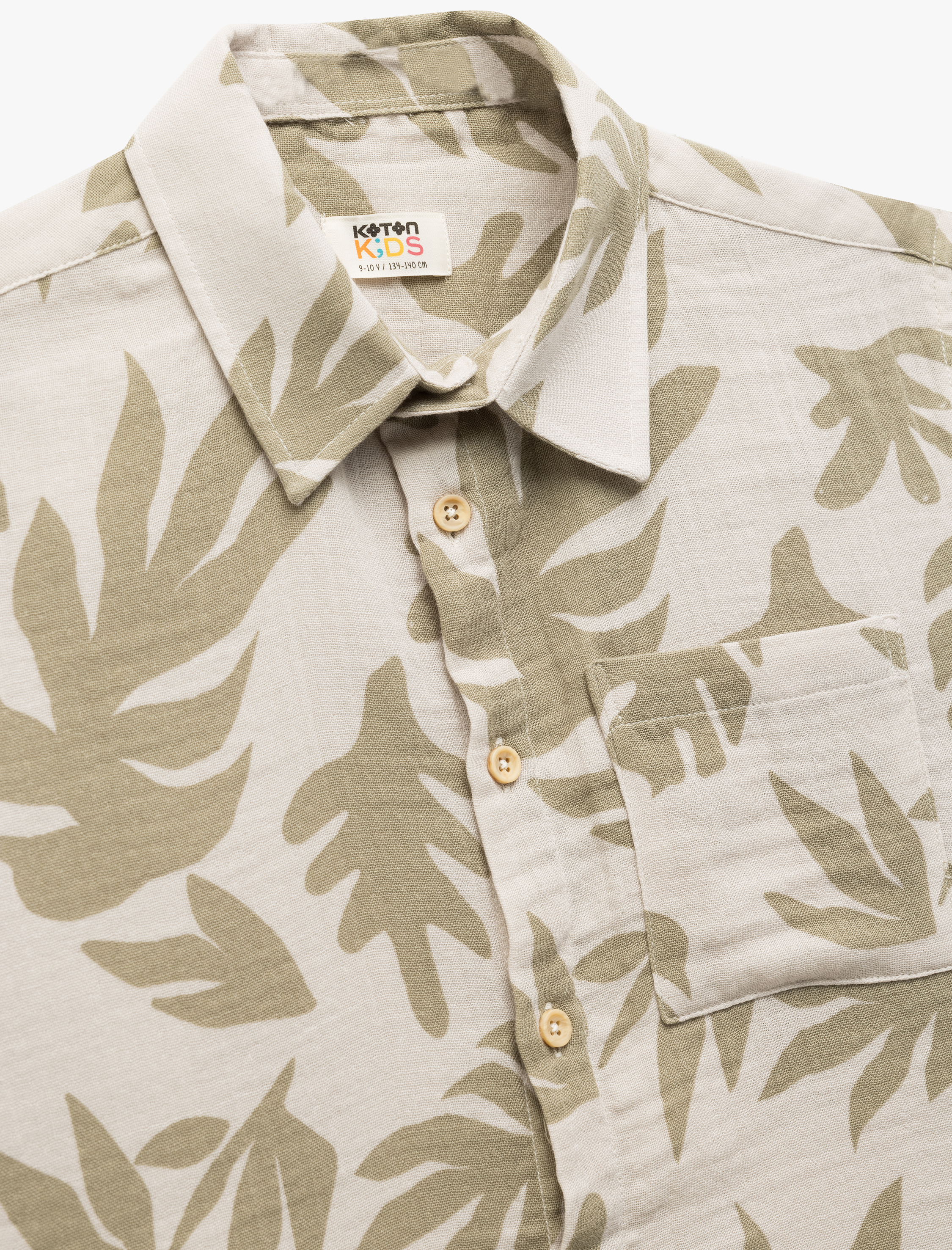  Erkek Çocuk Yaprak Desenli Kısa Kollu Cep Detaylı Pamuklu Gömlek