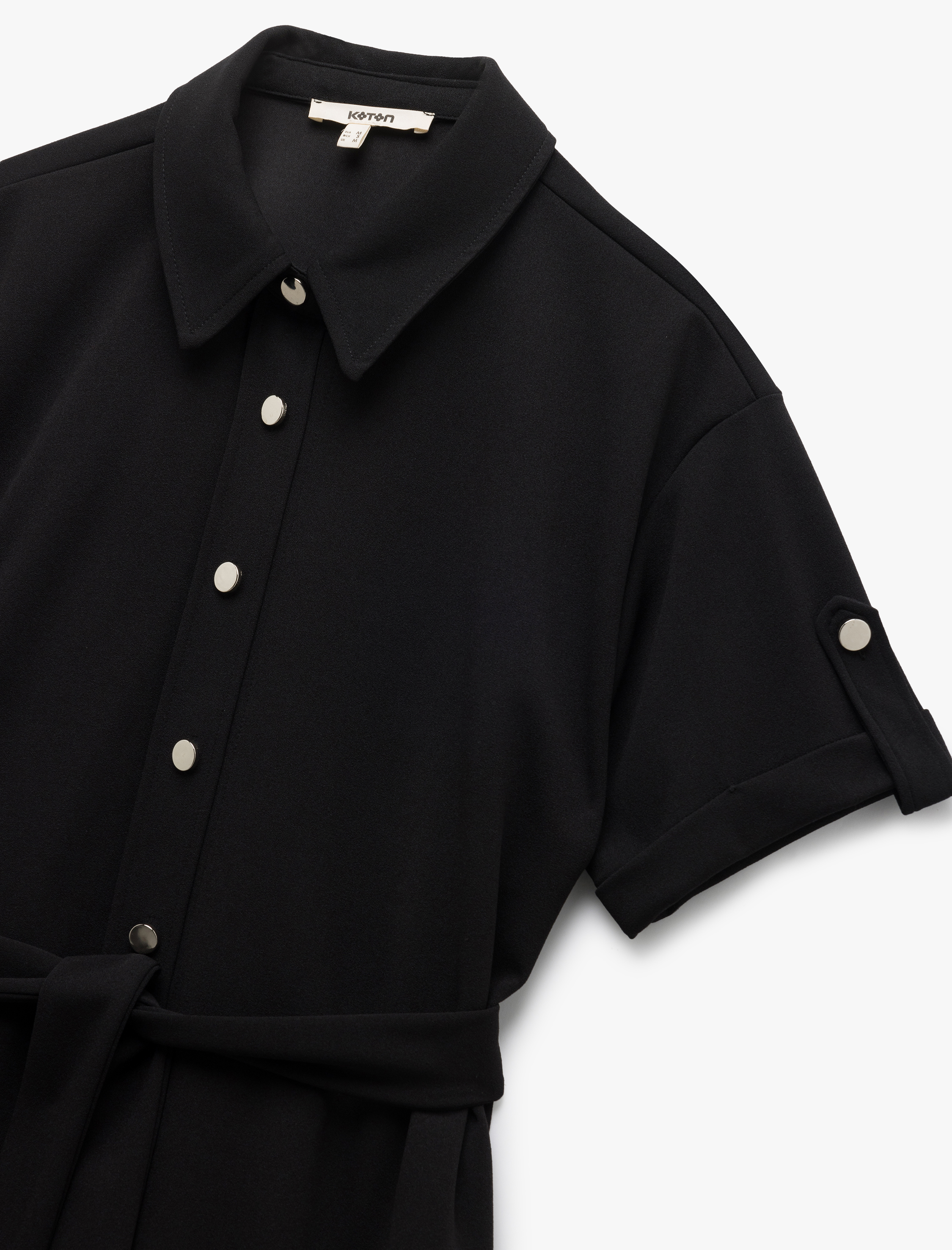   Krep Scuba Kumaş Kuşak Detaylı Düğmeli Kısa Kollu Polo Yaka Mini Elbise