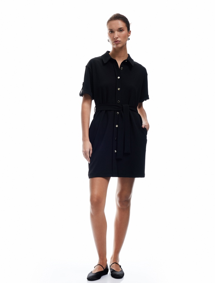  Krep Scuba Kumaş Kuşak Detaylı Düğmeli Kısa Kollu Polo Yaka Mini Elbise