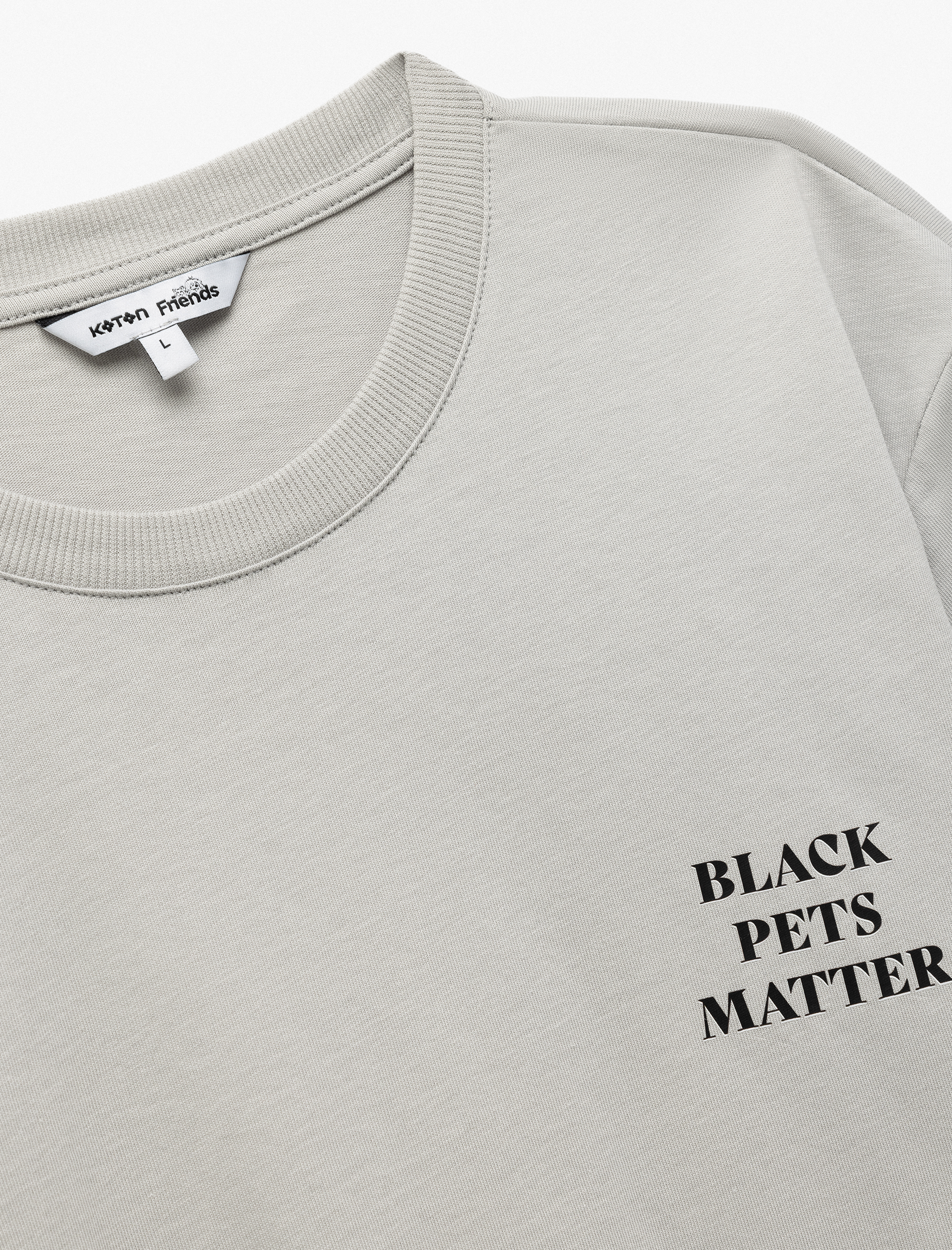   Kısa Kollu Pamuklu Regular Fit Bisiklet Yaka Arkası Baskılı Tişört