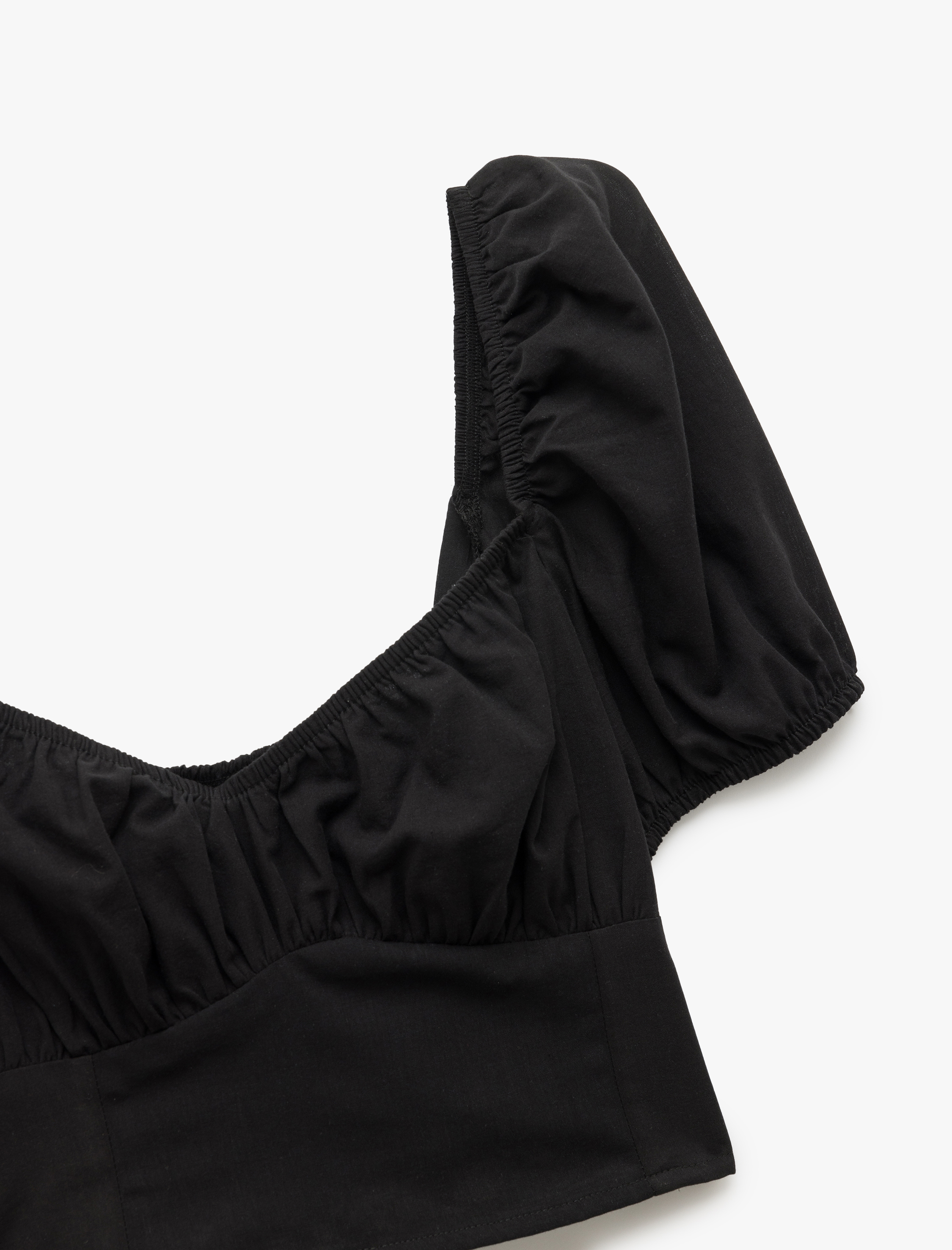   Pamuklu Kare Yaka Kısa Balon Kol Crop Bluz