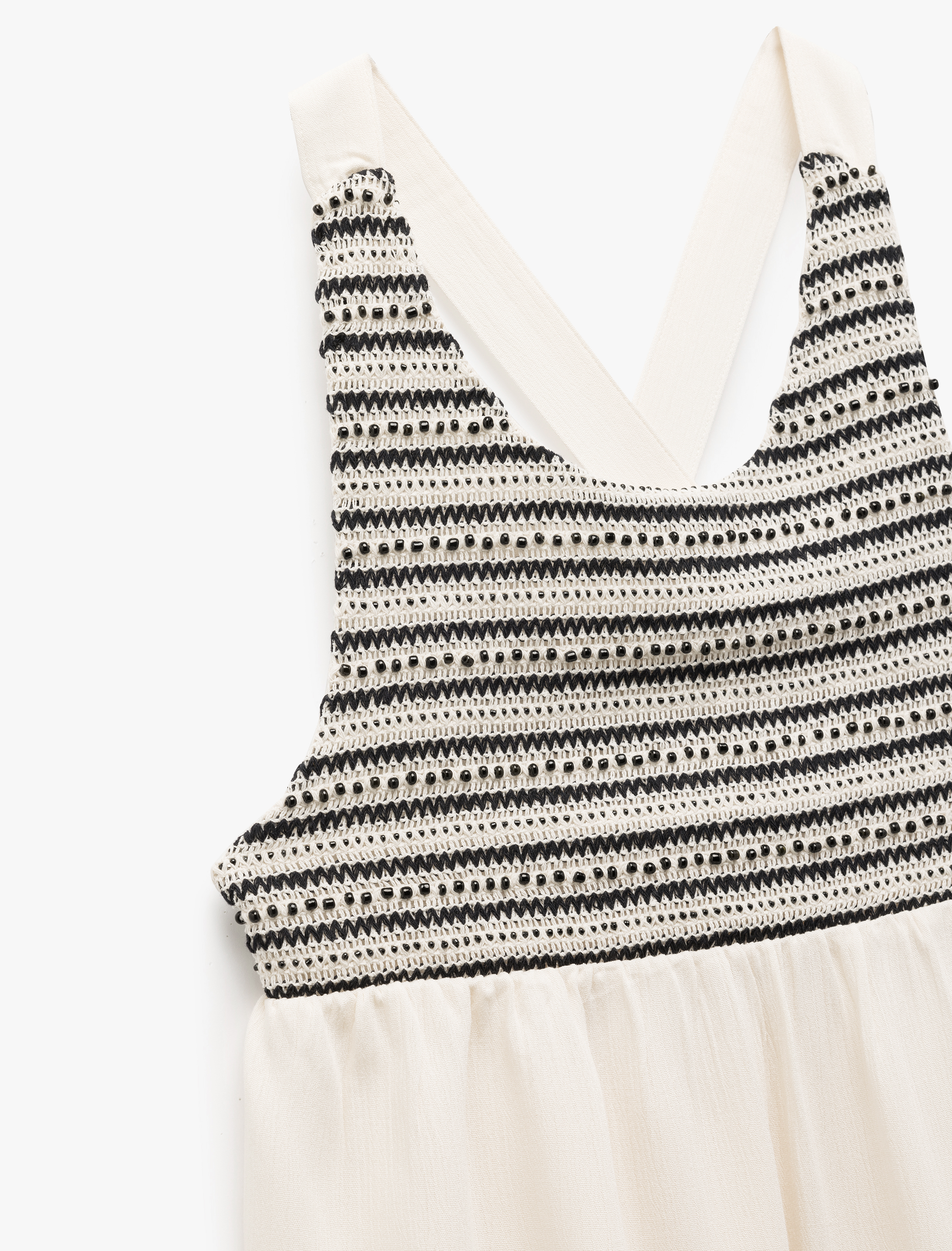   Viskon Kumaş U Yaka Kolsuz Arkası Çapraz Askılı Boncuklu Kroşe Bluz