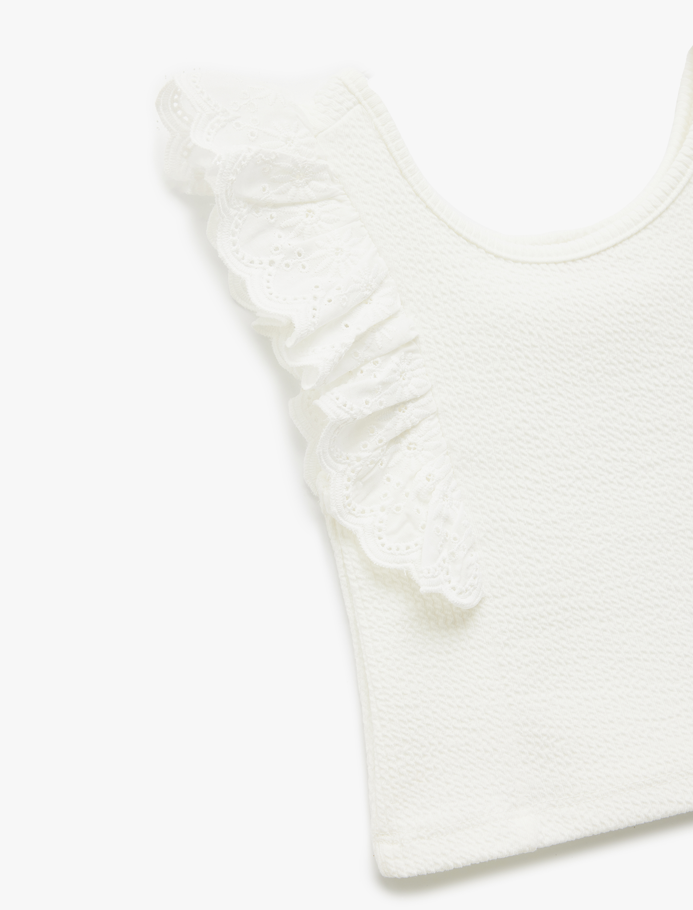  Kız Çocuk Brodeli Yuvarlak Yaka Kolsuz Fırfırlı Crop Atlet