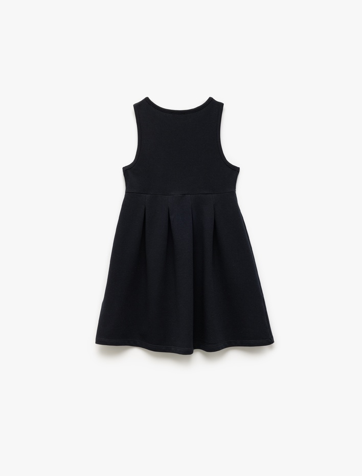 Kız Çocuk Pamuklu Bisiklet Yaka Kolsuz Pileli Okul Elbisesi