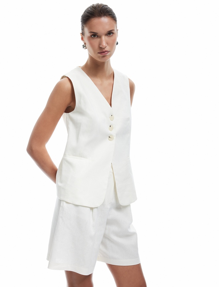  Viskon Karışımlı Kumaş Regular Fit Pile Detaylı Cepli Mini Şort