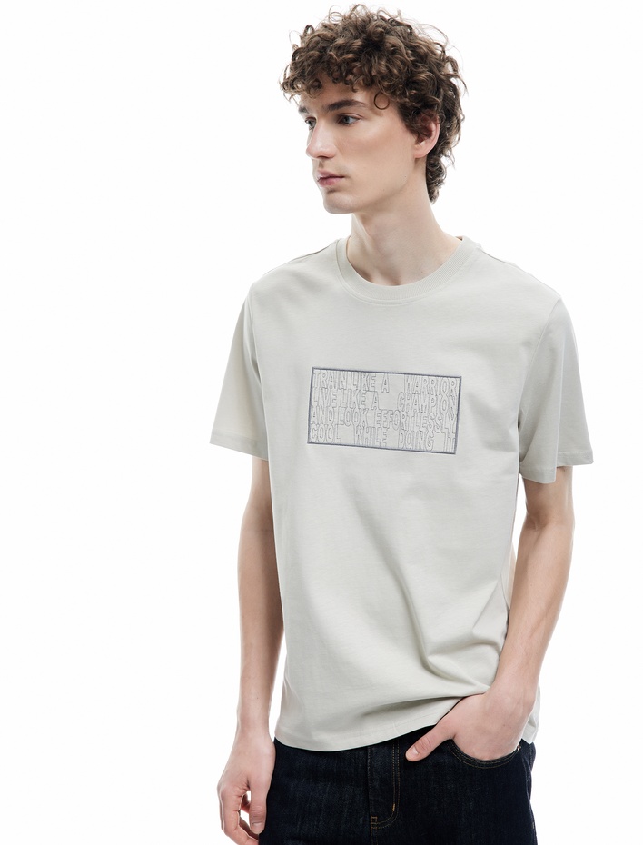  Nakış Detaylı Bisiklet Yaka Kısa Kollu Pamuklu Tişört