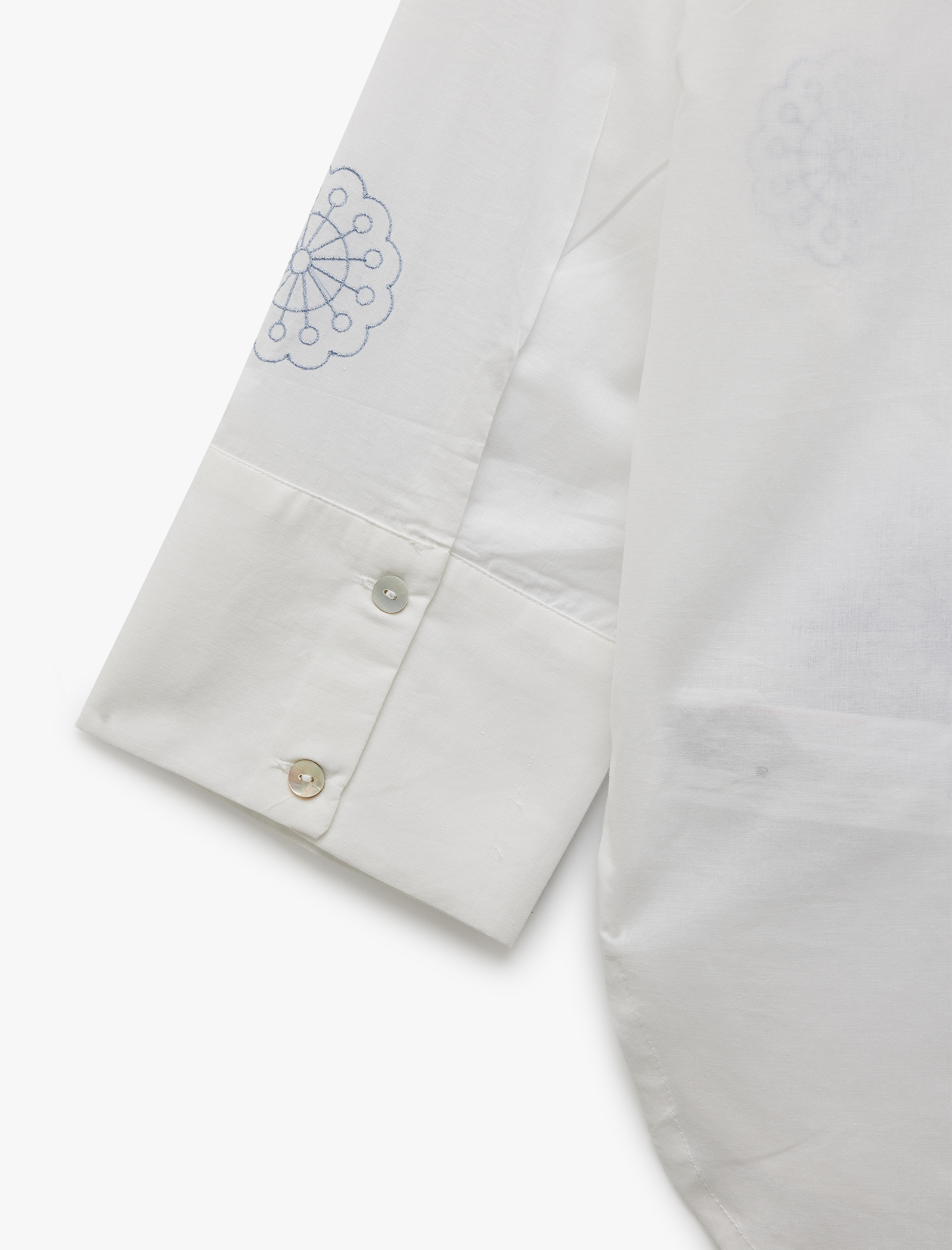   Rahat Kalıp 3/4 Kol Klasik Yaka İşlemeli Etnik Desenli Gömlek