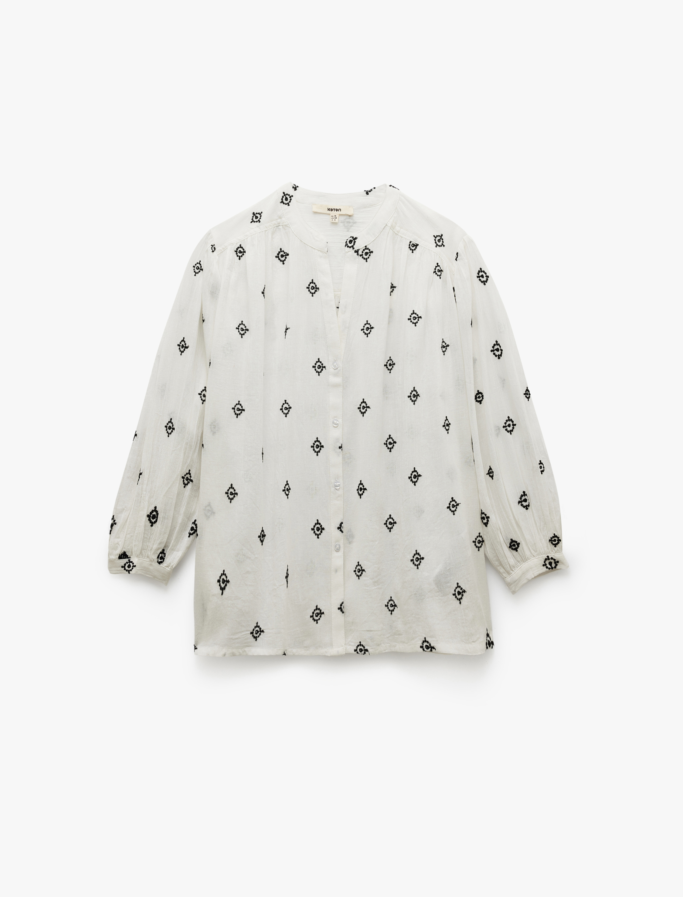   Pamuklu Uzun Balon Kol Nakışlı Hakim Yaka Gömlek