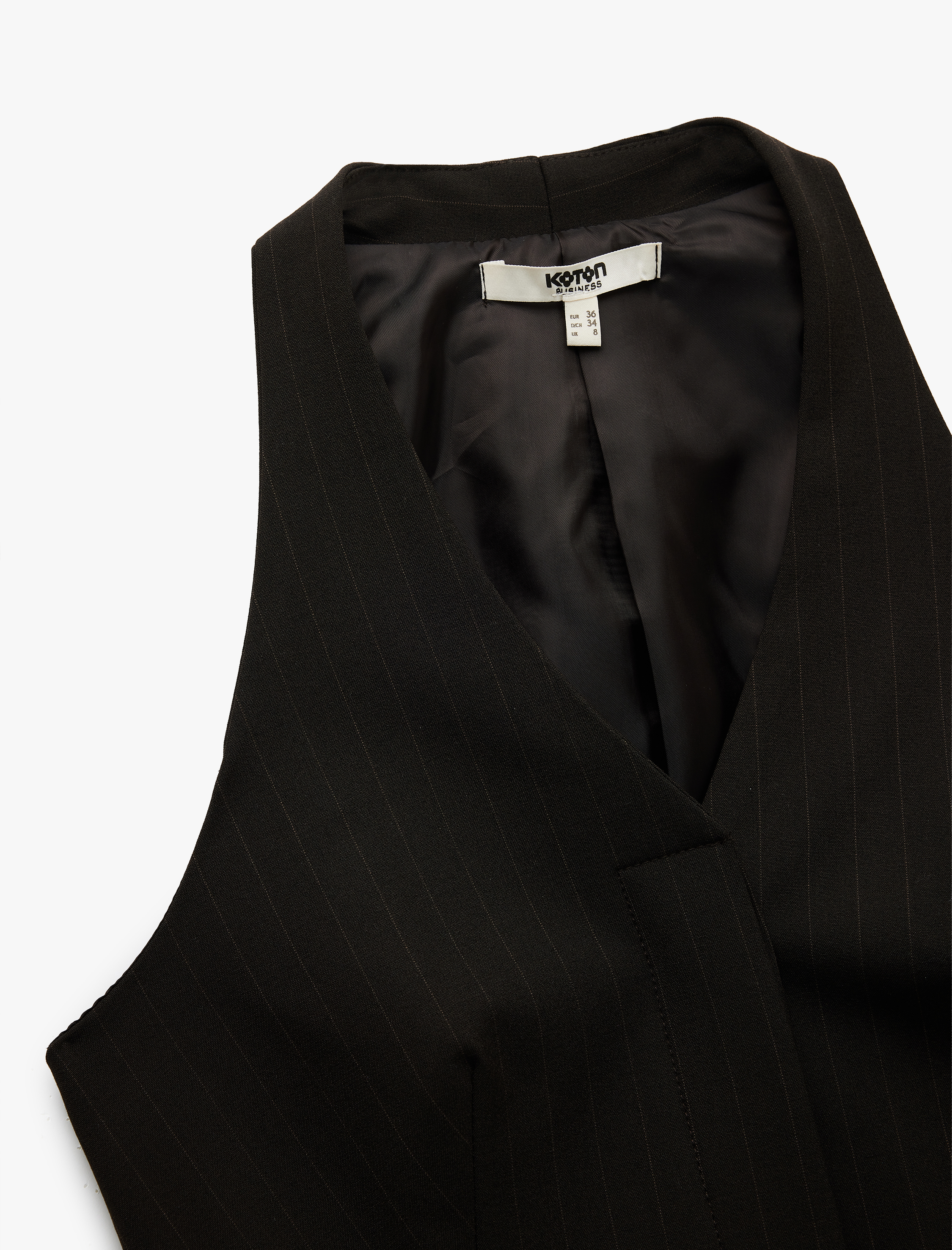   Kolsuz Kemer Detaylı Halter Yaka Yelek