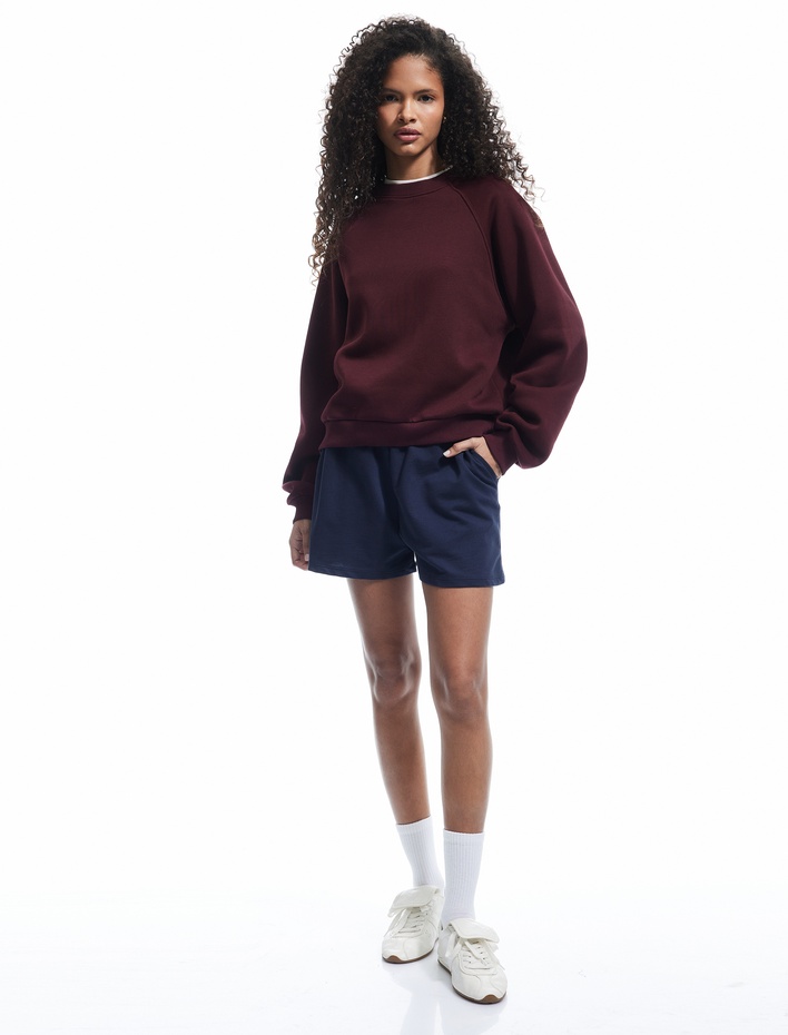  Üç İplik Şardonlu Dikiş Detaylı Bisiklet Yaka Oversize Sweatshirt