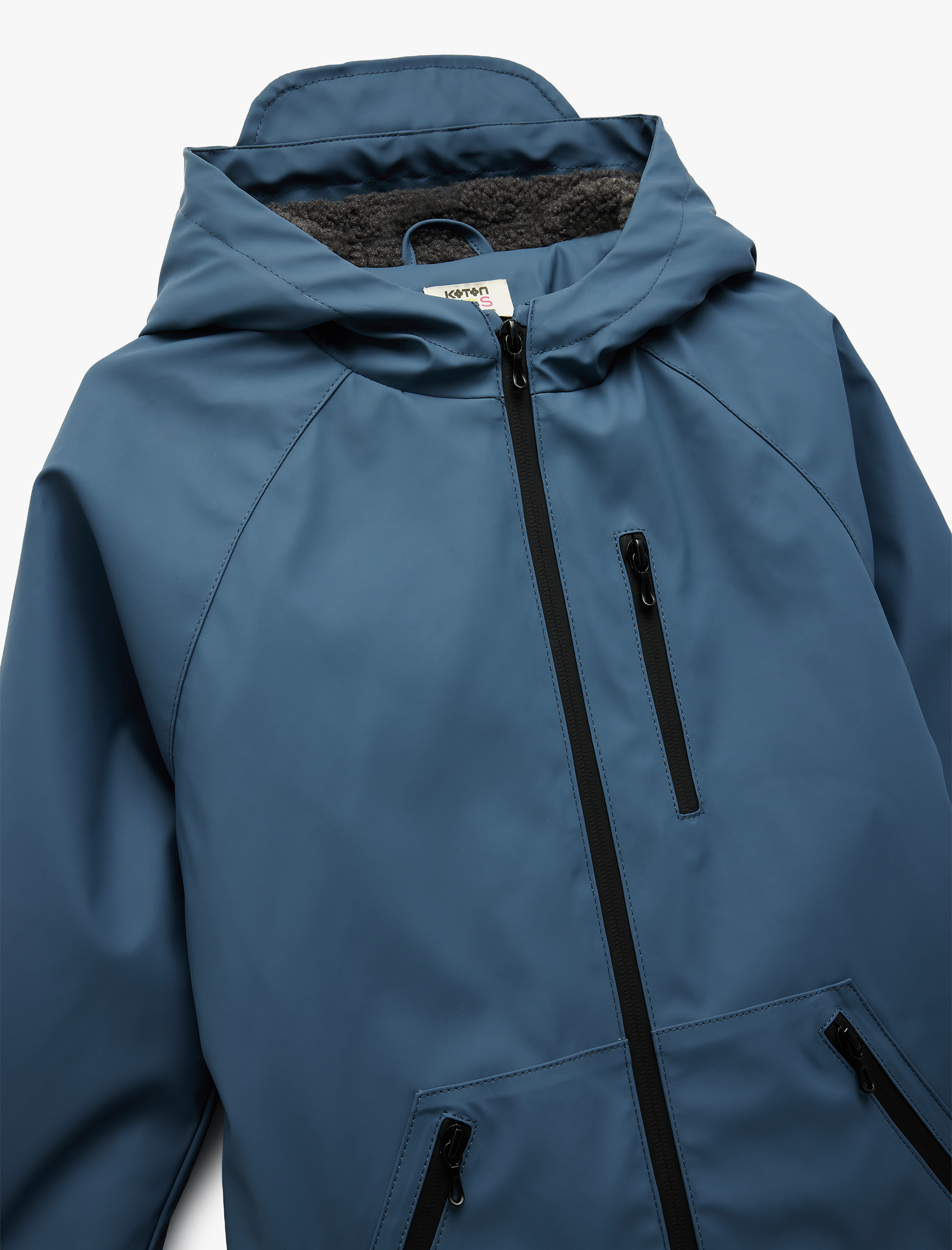  Erkek Çocuk Fermuar Detaylı Cepli Kapüşonlu Yağmurluk