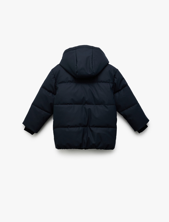 Erkek Çocuk Fermuarlı Kapüşonlu Cep Detaylı Şişme Mont