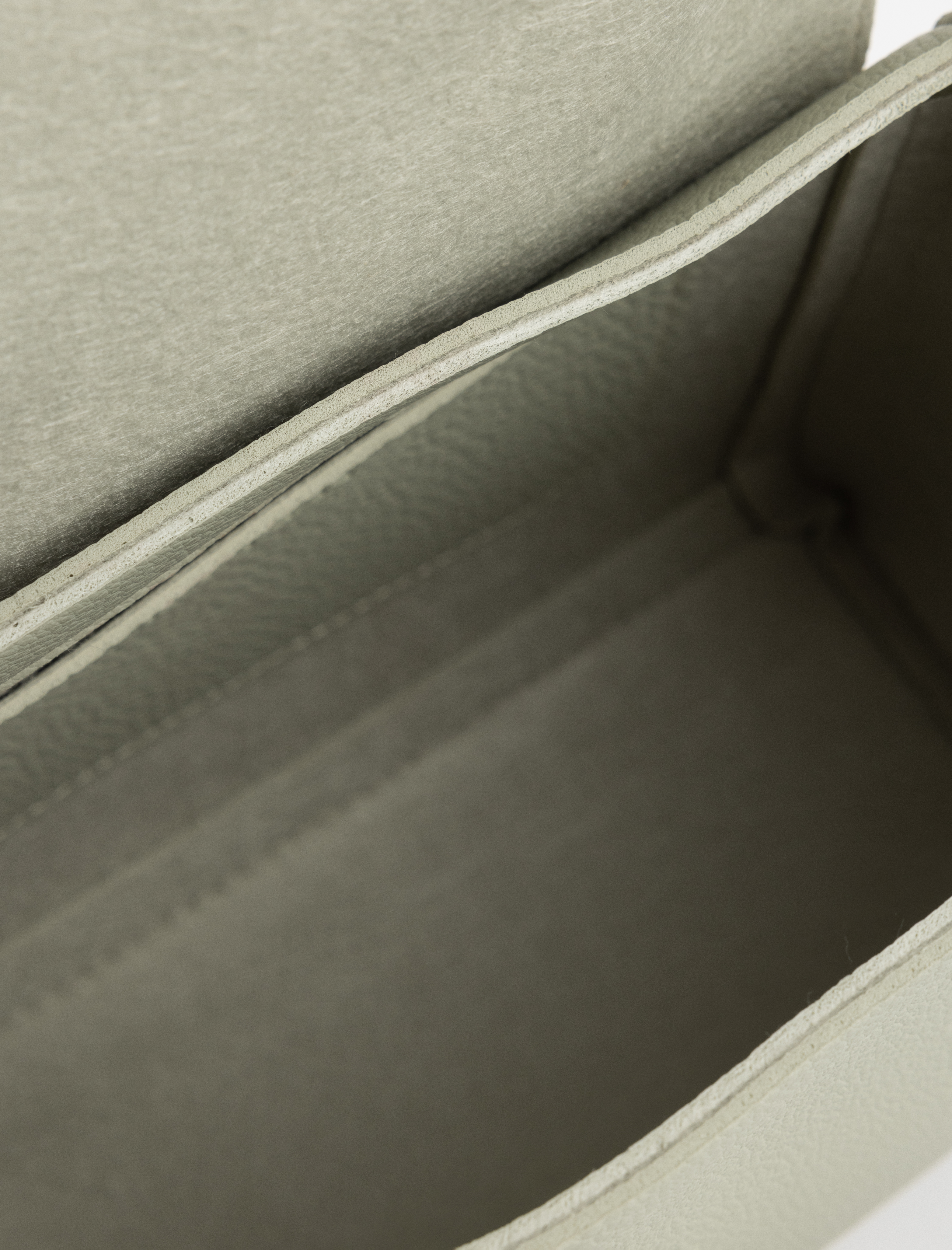  Kadın Metal Aksesuarlı Suni Deri Saplı Askılı Çapraz Çanta