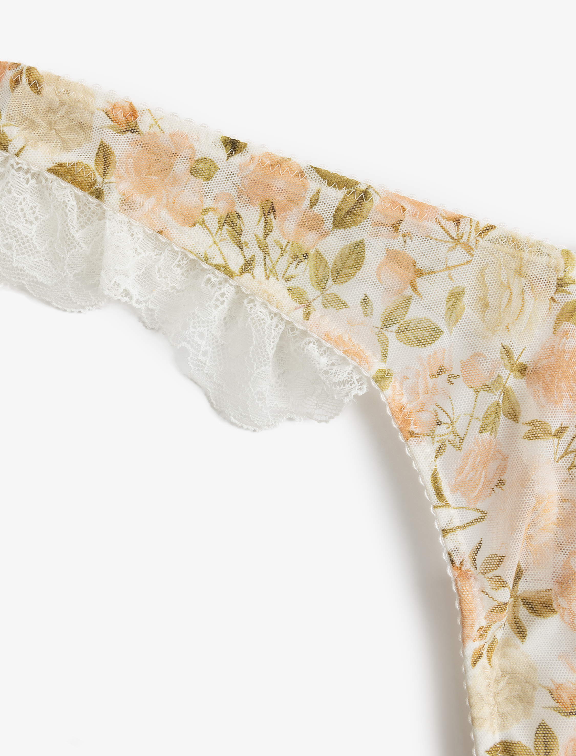   Dantel Detaylı Fırfırlı Tül Gül Baskılı String Külot