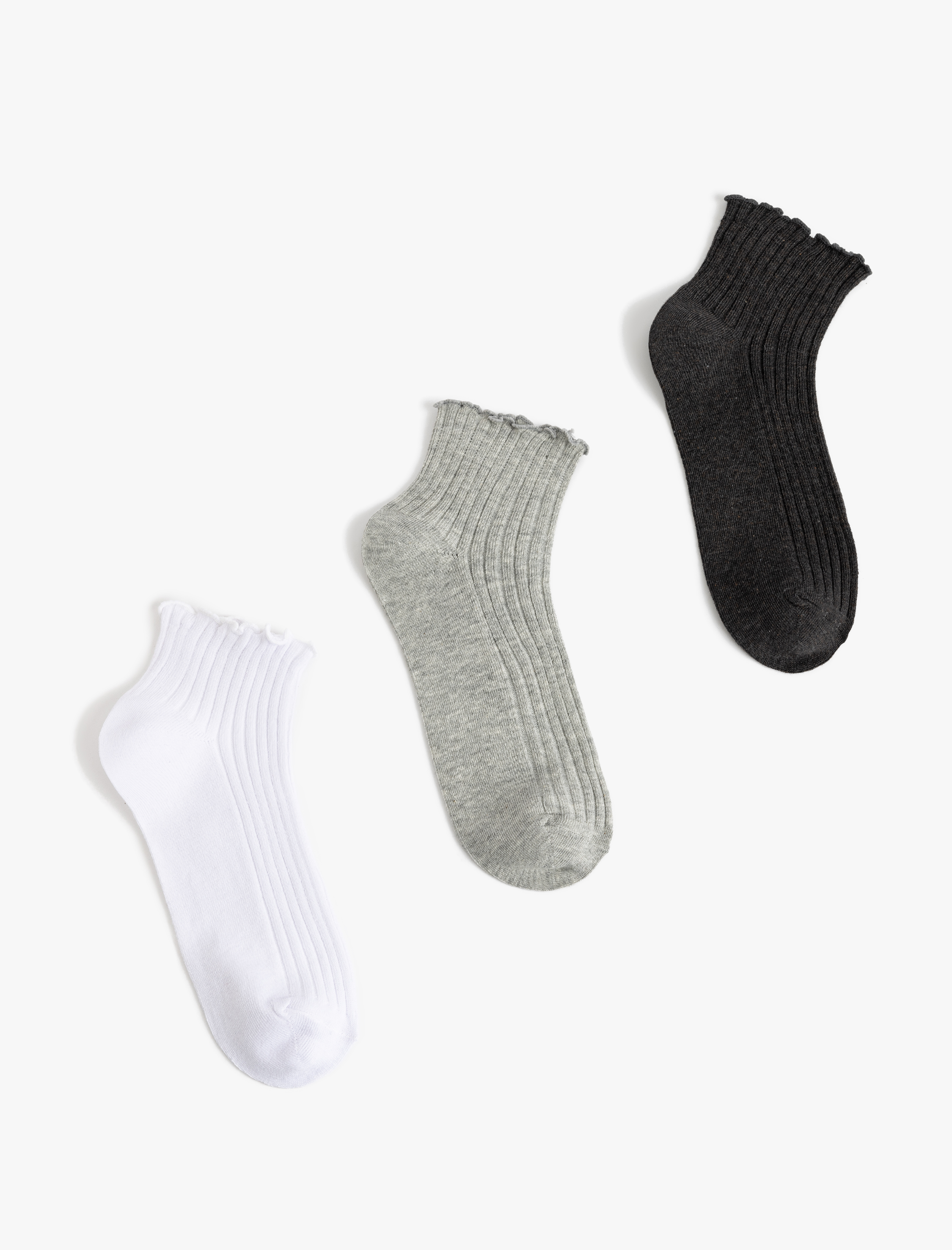  Kadın Çok Renkli Fırfır Detaylı 3'lü Patik Çorap Seti